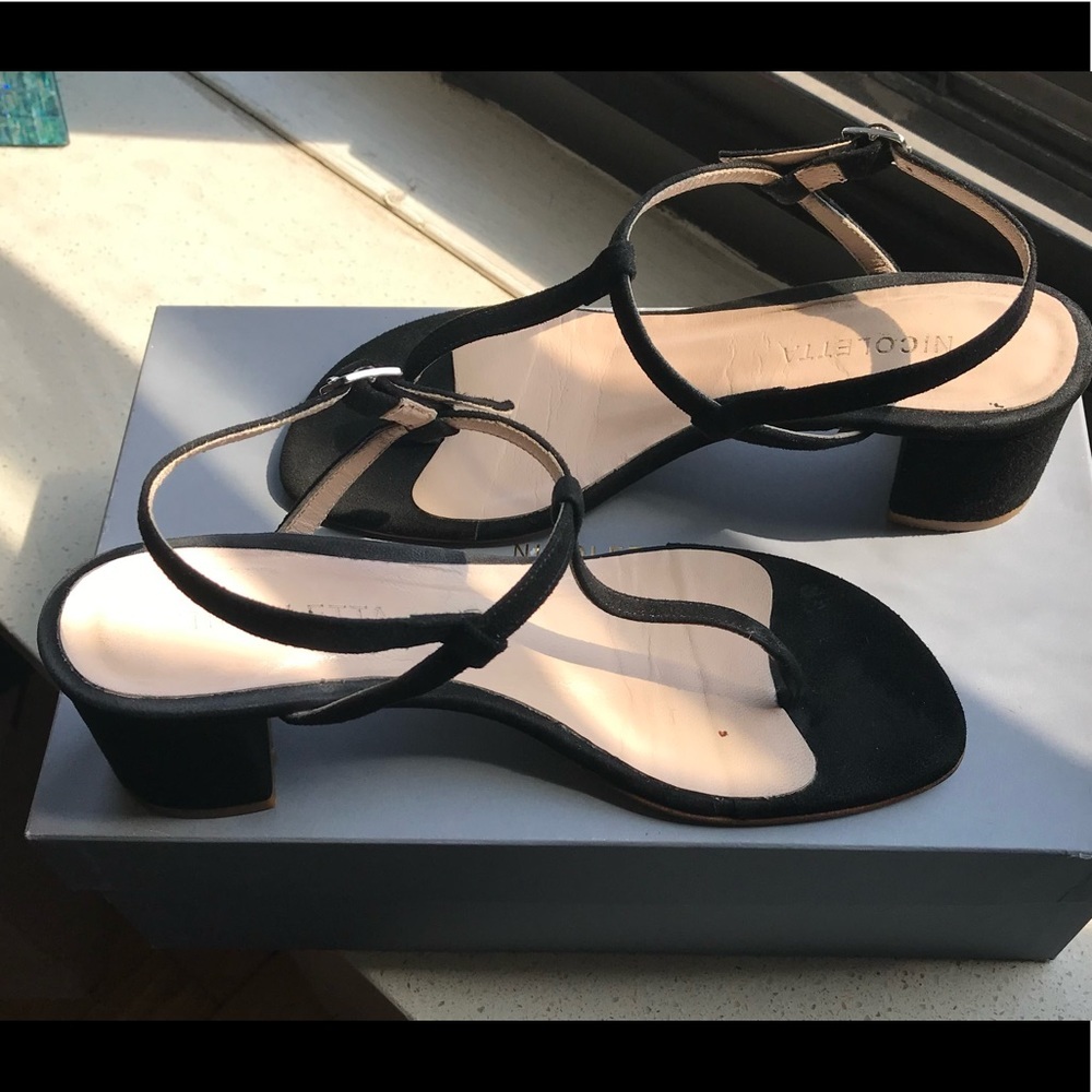 Italian thong sandal black size 37